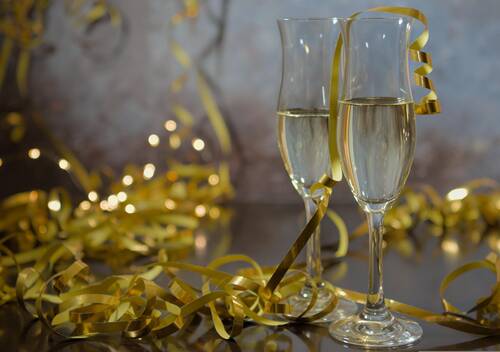 sylvester, happy new year, sparkling wine, glasses, garlands, celebration, new year's day, party, prost, cheers new year, party, party, party, party, party